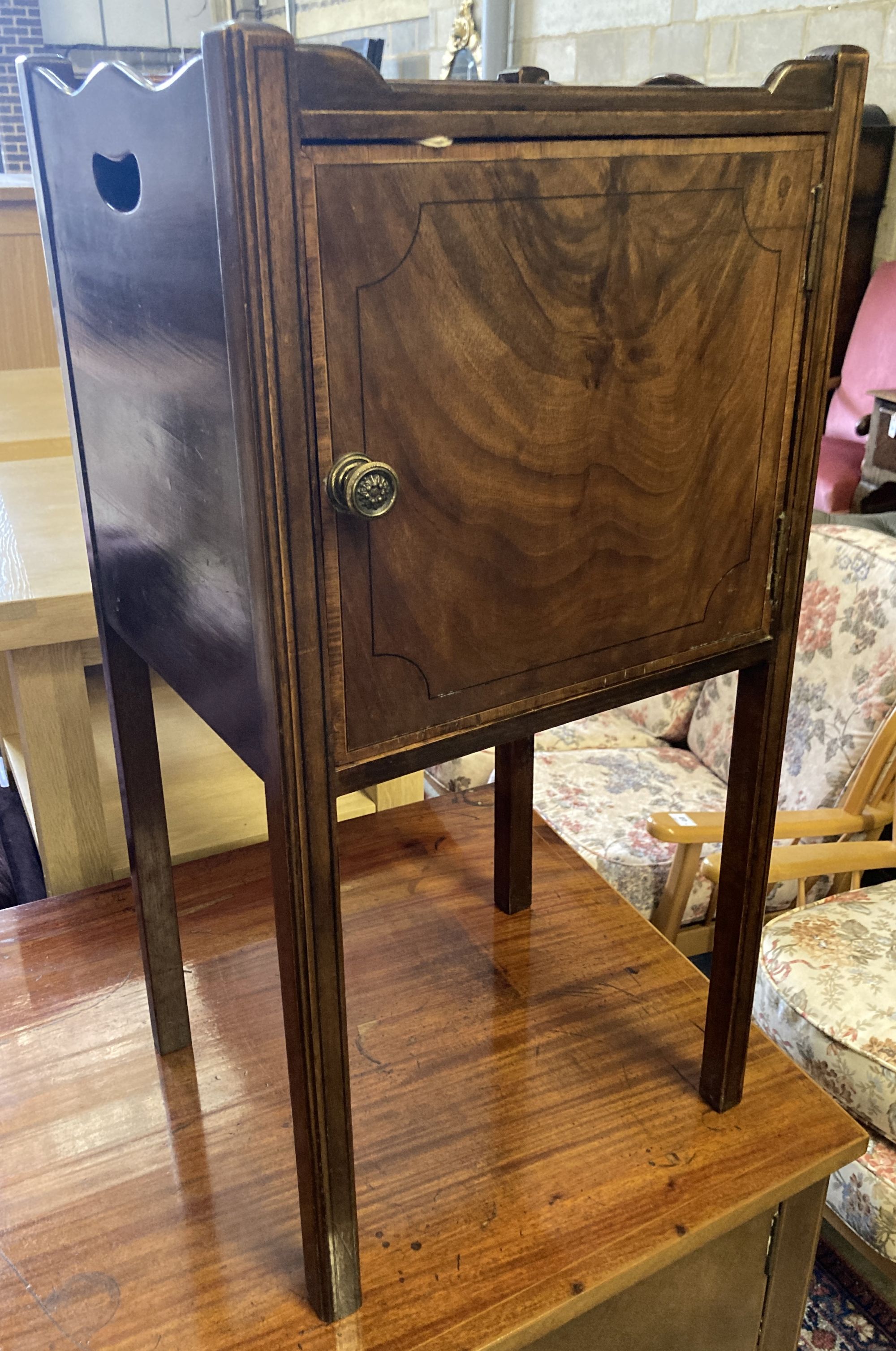 A 19th century mahogany pot cupboard, width 35cm, depth 31cm, height 71cm